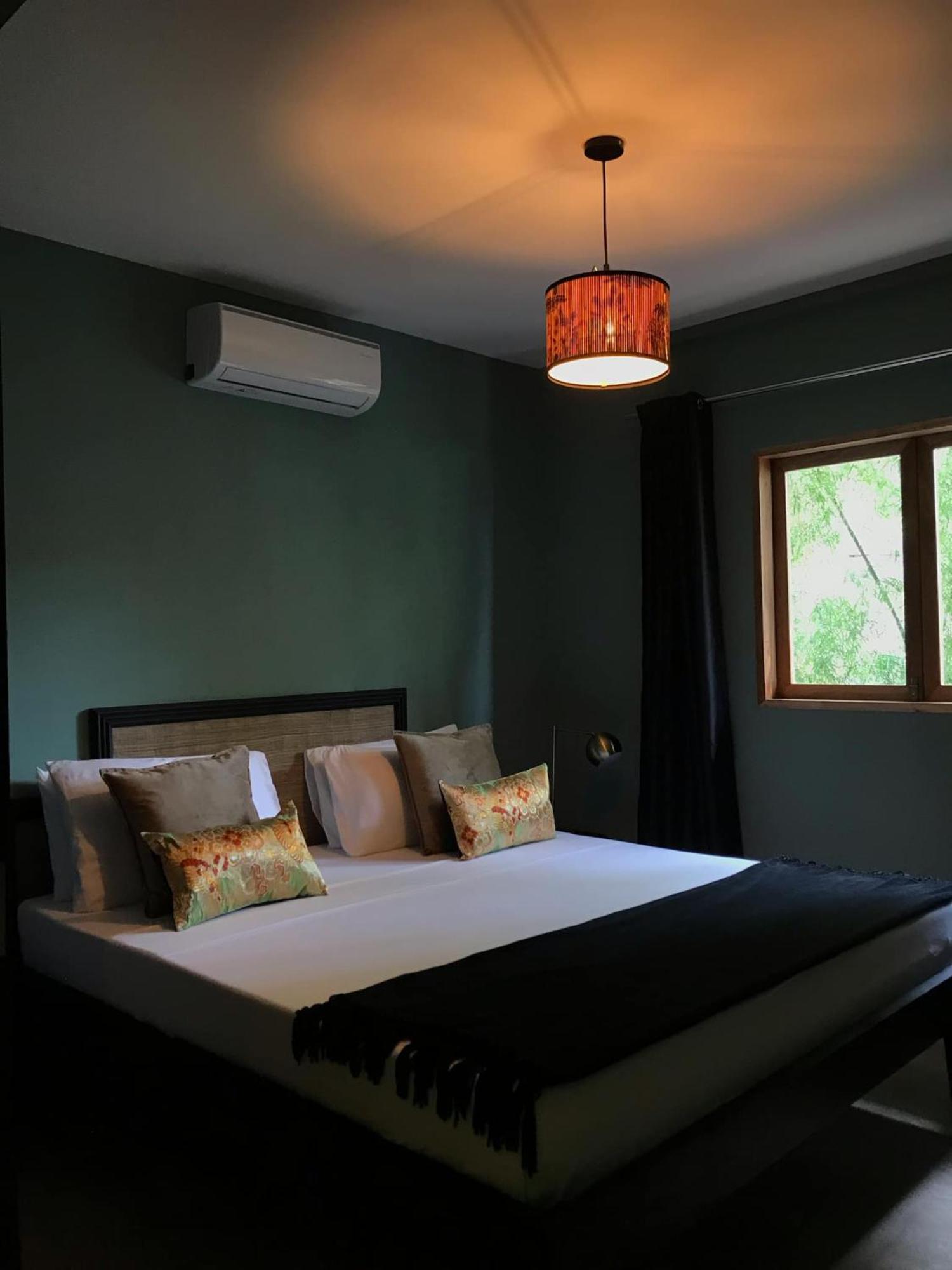 La Plage Hotel Ель-Нідо Екстер'єр фото
